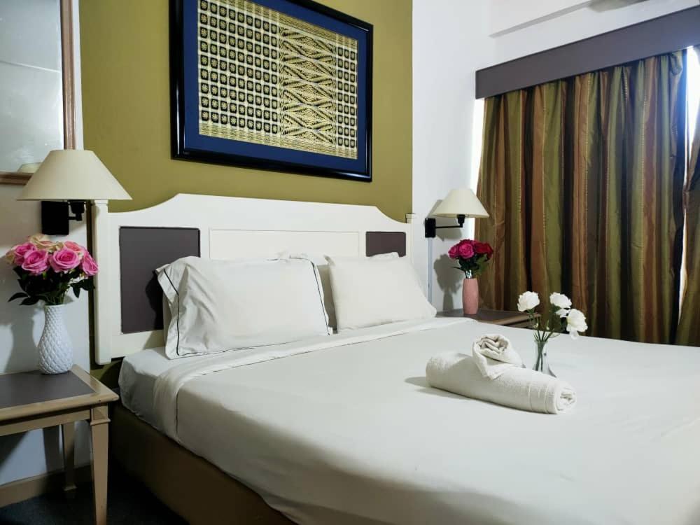 Beachfront Full Sea Penang Tanjung Bungah  Ngoại thất bức ảnh